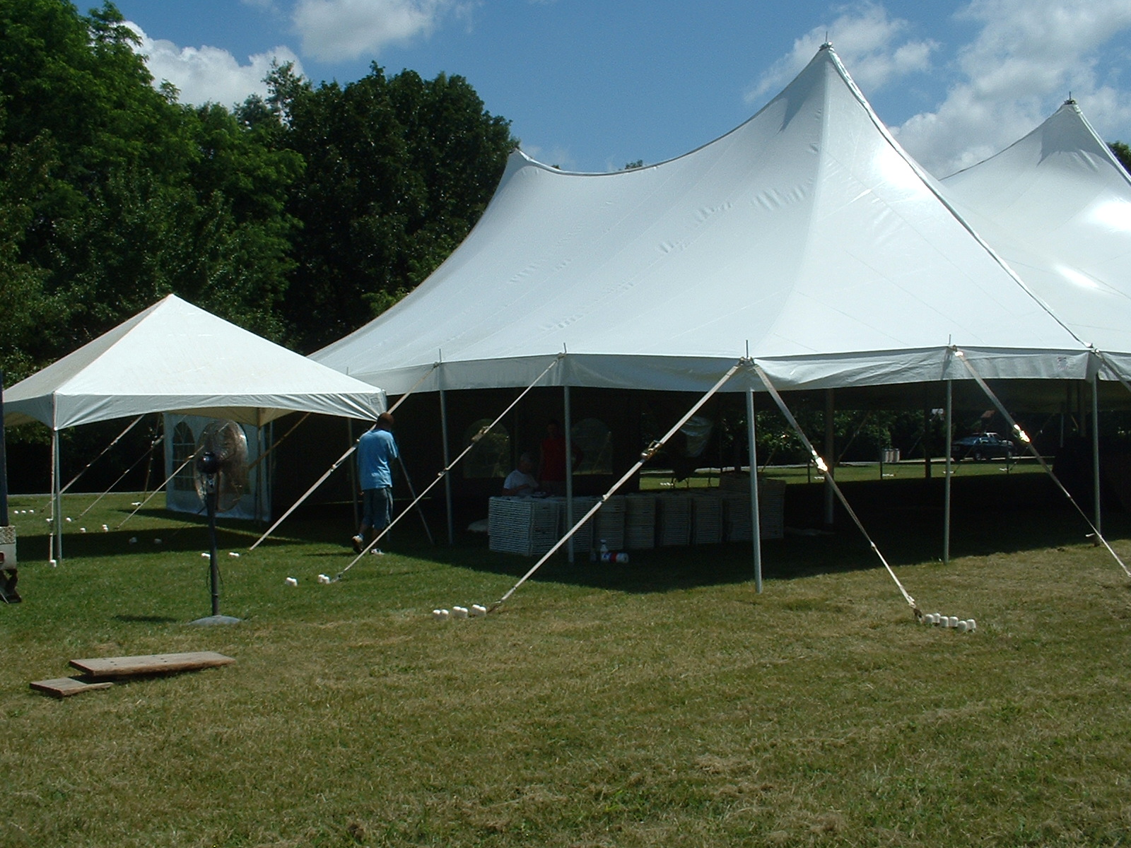 60×100 EuroTent with 15×15 Celebration catering tent